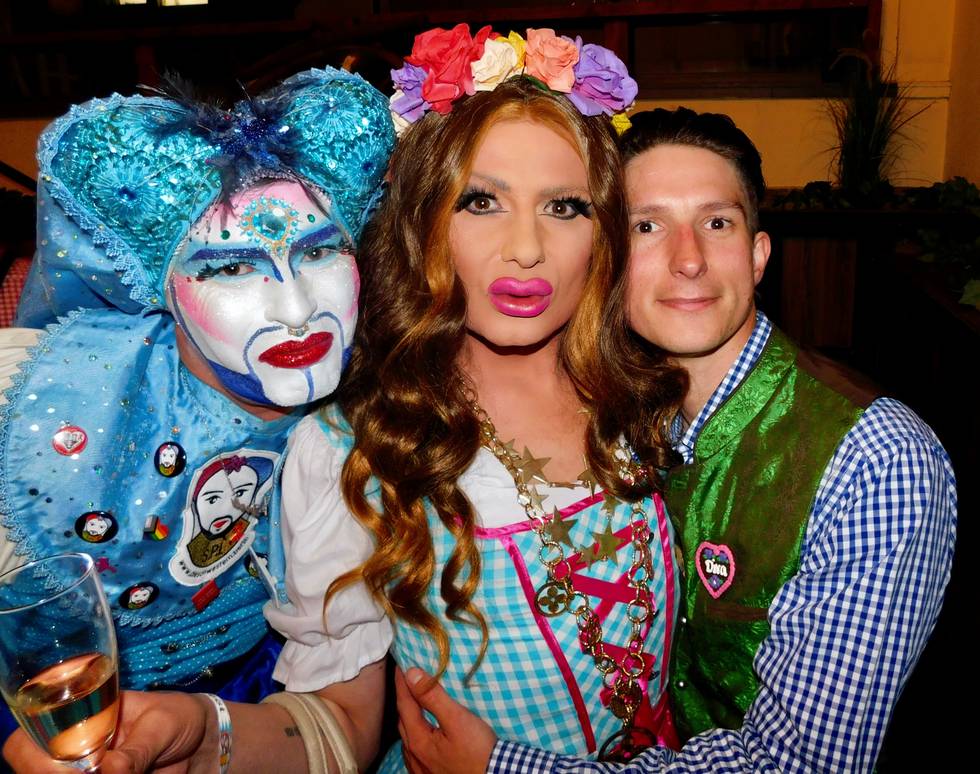 Dora Nina Queer Philipp Queerwiesn 2025 Oktober.jpg