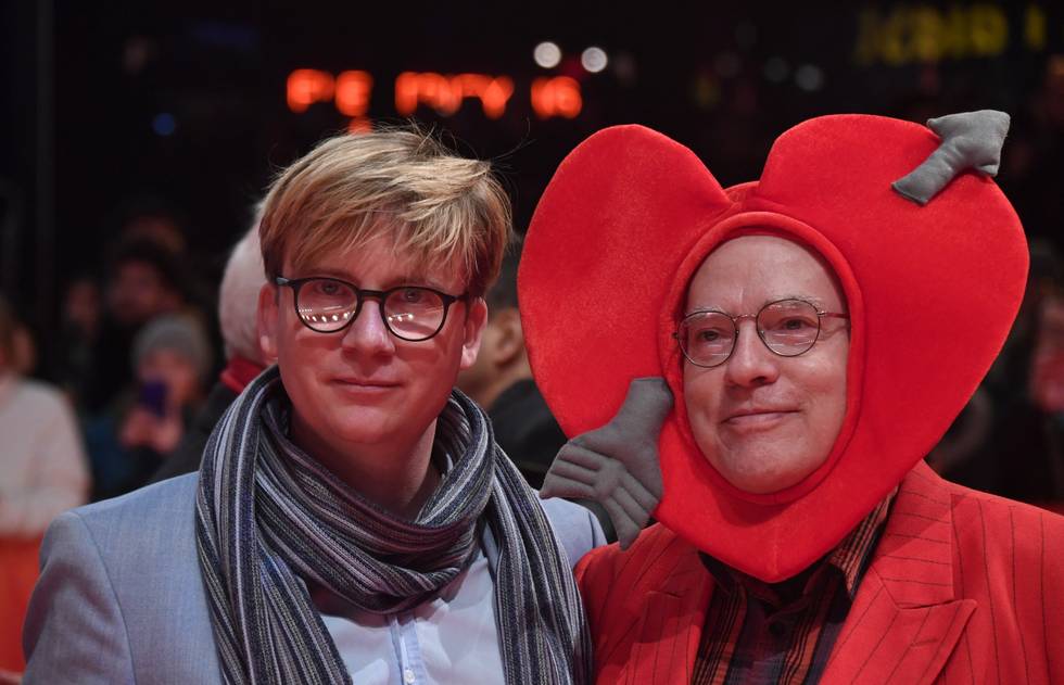 rosa-BerlinaleFilmFestivalOpening-foto-afp.jpg
