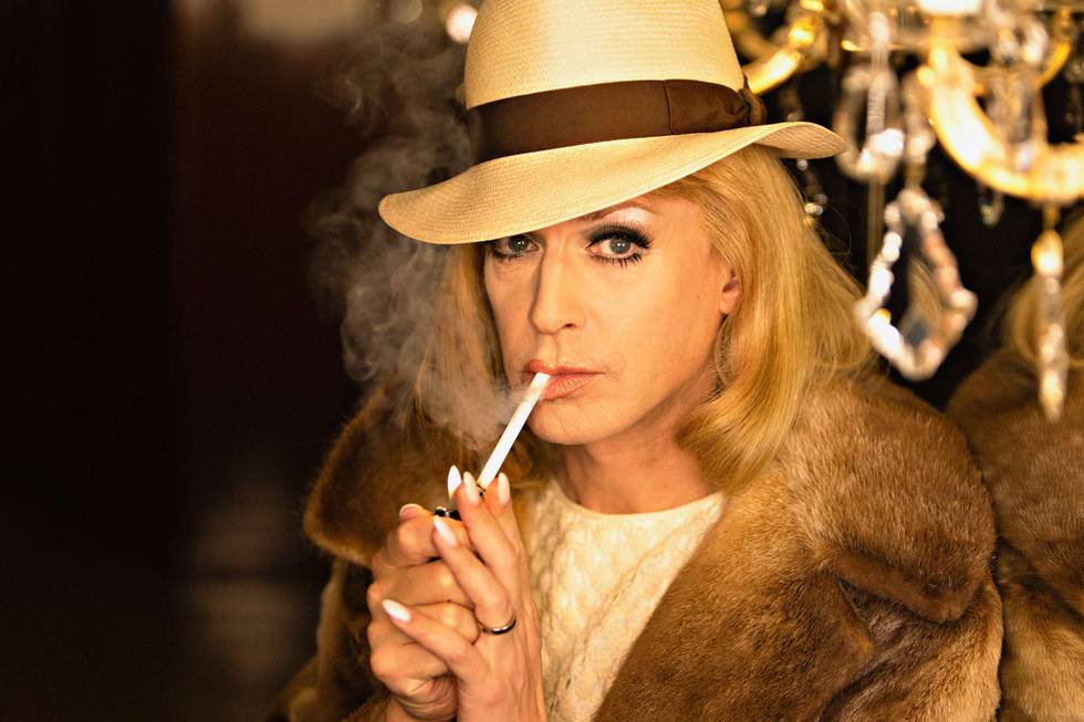 Web_Tim_Fischer_singt_Hildegard_Knef_Na_und_Pressefoto_004_FotografTineAcke (1).jpg