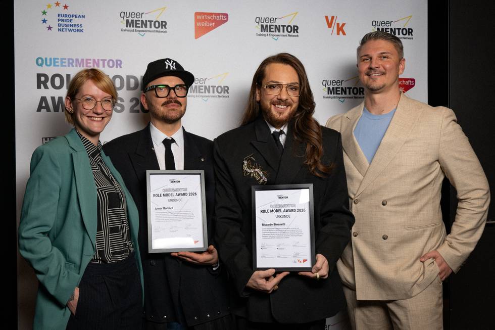 Queermentor Role Model Awards 2026_vlnr_Sophie Koch_Preisträger Armin Morbach_Preisträger Riccardo Simonetti_Pavlo Stroblja_Fotocredit Jens Oellermann.jpg
