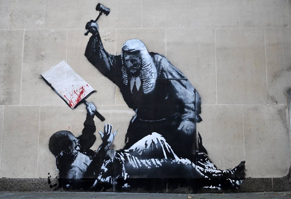 Banksy  - Royal Courts of Justice_AFP