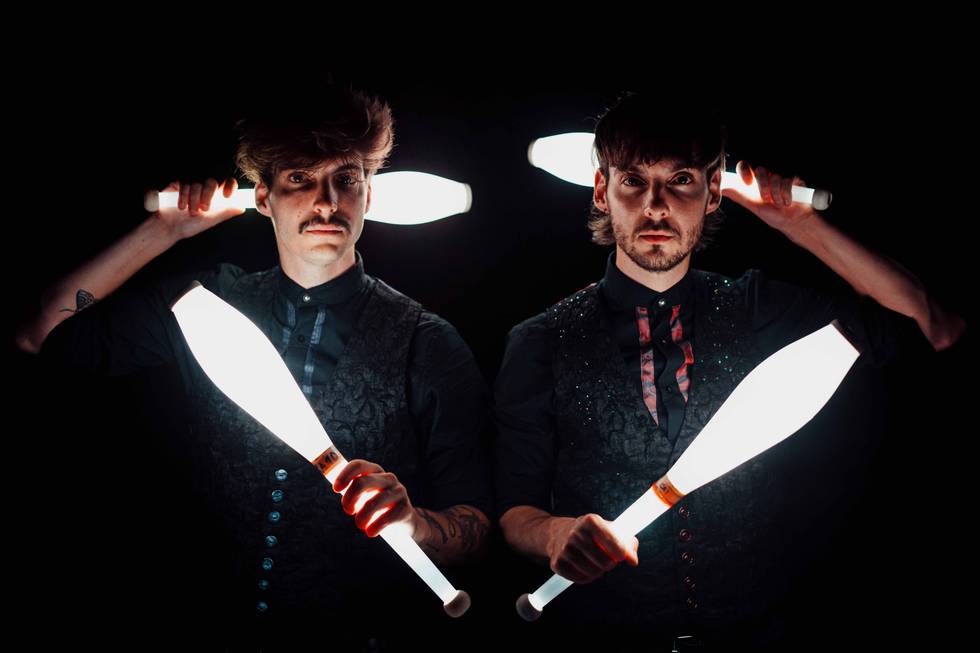 Canaval Twins - Jonglage &amp; Musik