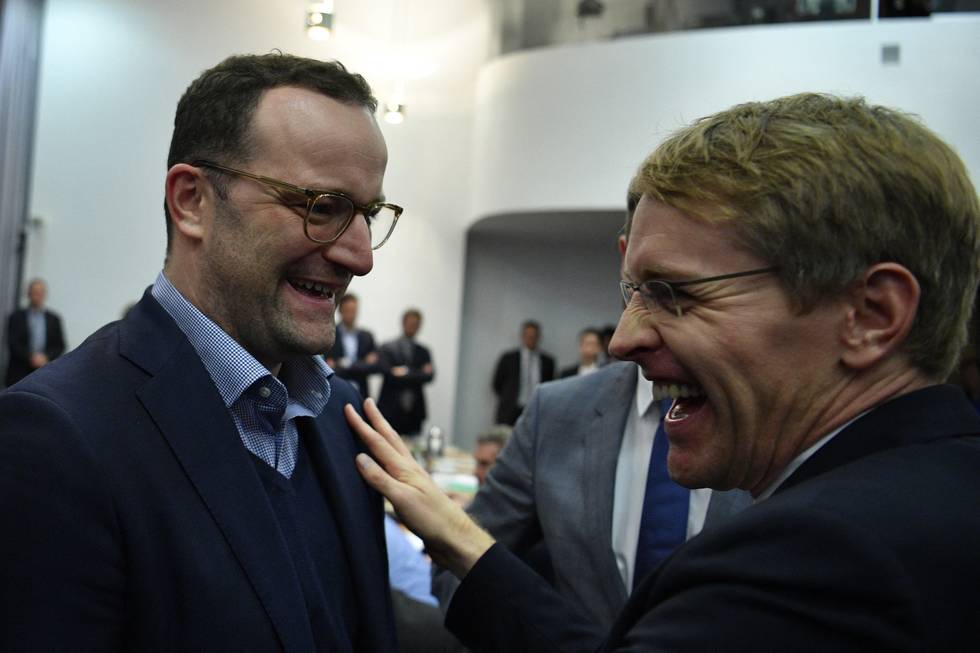 jens-spahn-daniel-guenther-2018-foto-macdougall-afp.jpg