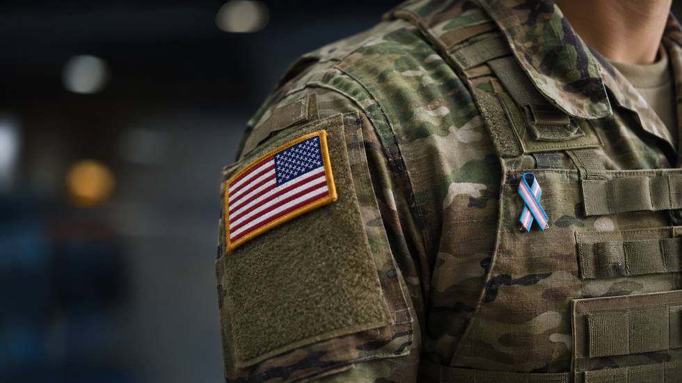 US-Militär_trans_Soldatinnen_Symboldbild_ChatGPT.png