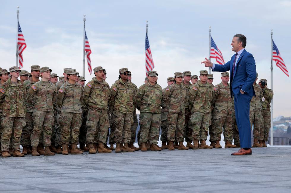 USA_SecretaryHegsethAdministersOathOfEnlistment_AFP.jpg