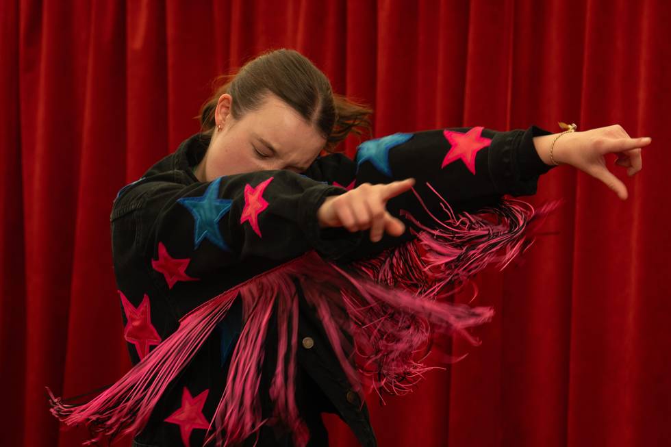 3 - SUNNY DANCER - Bella Ramsey - Photo by Colin J Smith - © SUNNY DANCER Distribution Limited.jpg