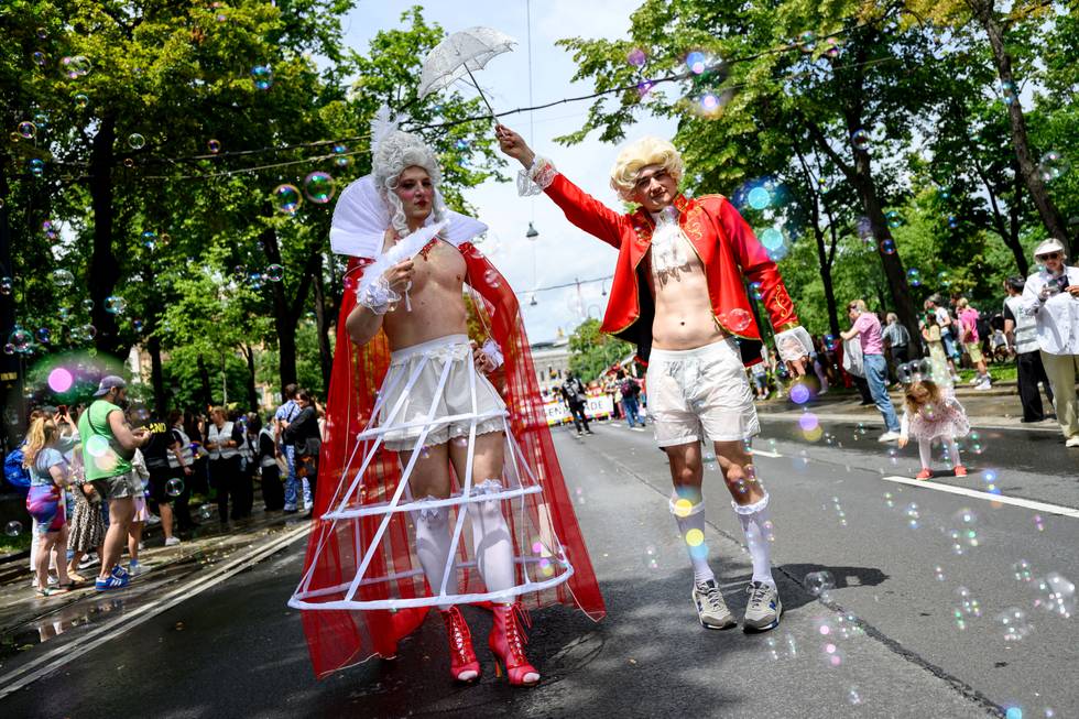 AustriaPrideParadeRightsLgbtq_4_AFP.jpg