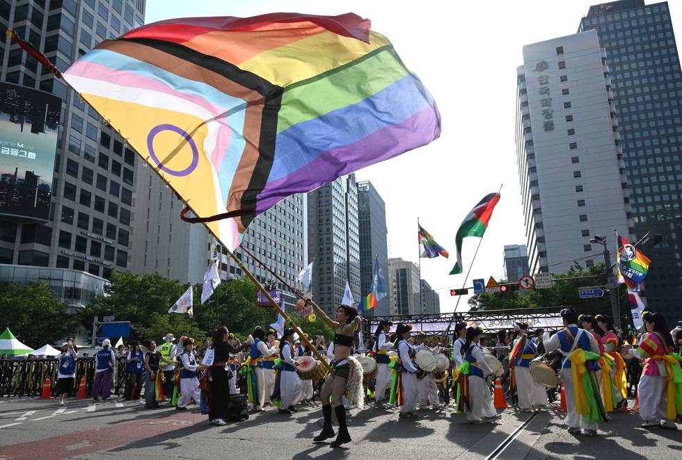 SkoreaSocialLgbtqRightsPride_1_AFP.jpg