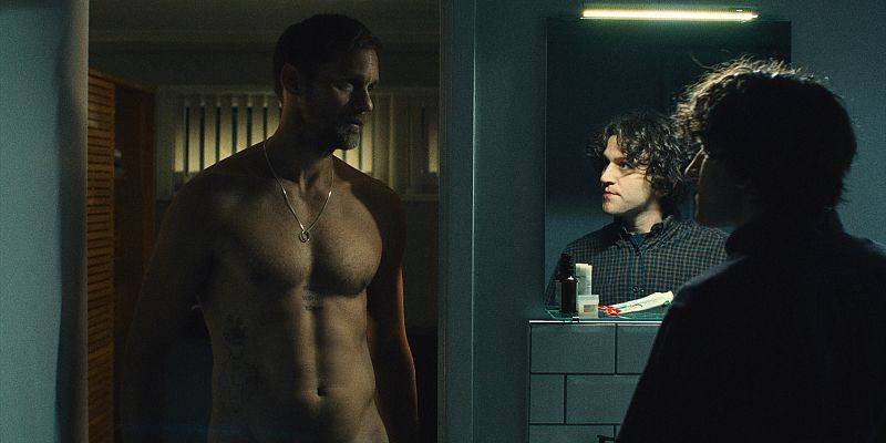 Alexander Skarsgård, Harry Melling