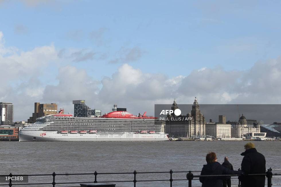 BRITAIN-TRANSPORT-TOURISM-CRUISE