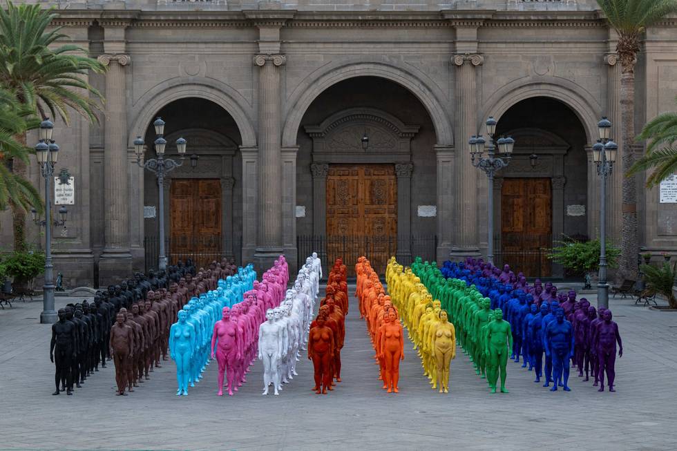 Spencer_Tunick_SpainUsArtPhotography_2_AFP.jpg