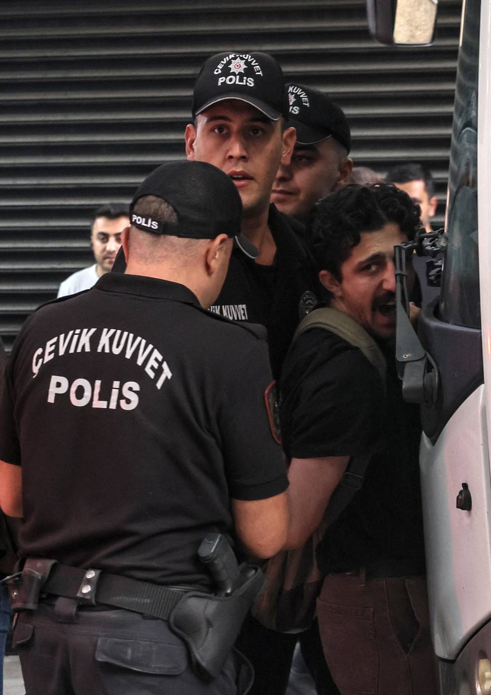 Türkei Anti-LGBTIQ*-Razzia
