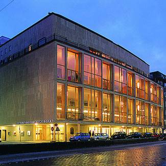 LOCATIONS_Staatsoper
