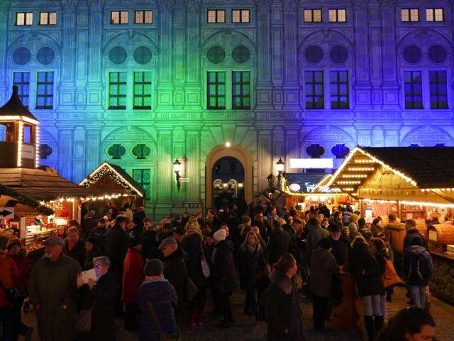 Weihnachtsdorf_1.jpg