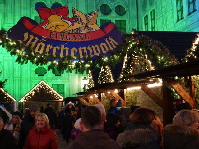 Weihnachtsdorf_2.jpg