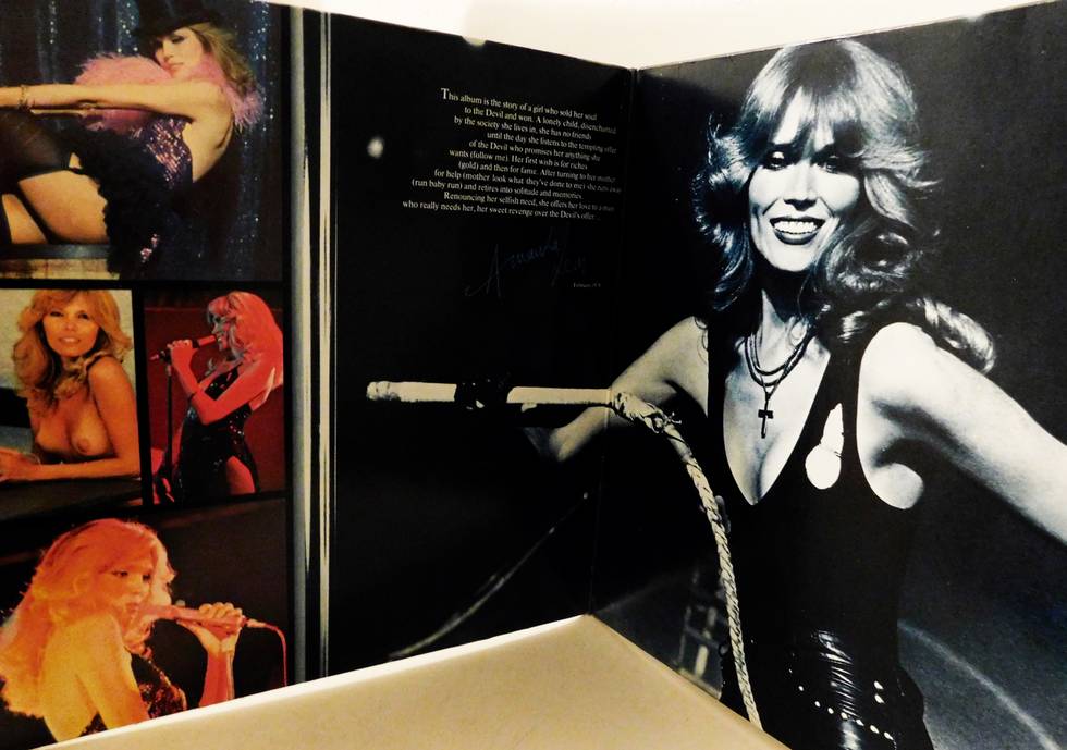 Amanda Lear