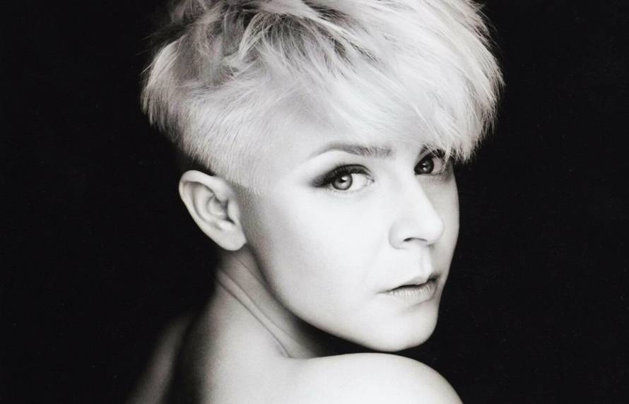 Robyn
