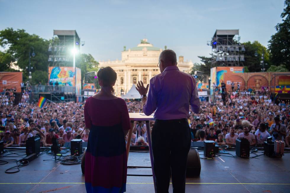 Van der Bellen Europride