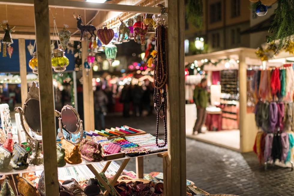 ZUERICH TOURISMUS WEIHNACHTSMARKT NIEDERDORF