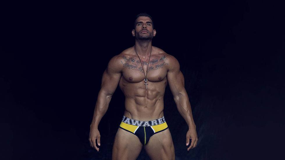 ADRIÁN Teaser