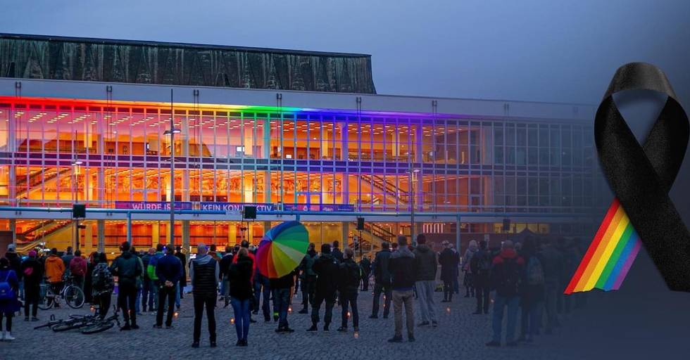 dresden volkspalast regenbogen gedenken.jpg