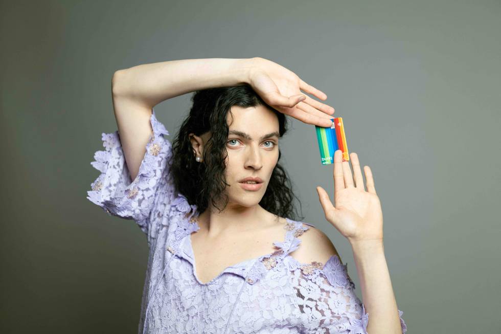 Mastercard_TrueNameFeature_Parisa.jpg