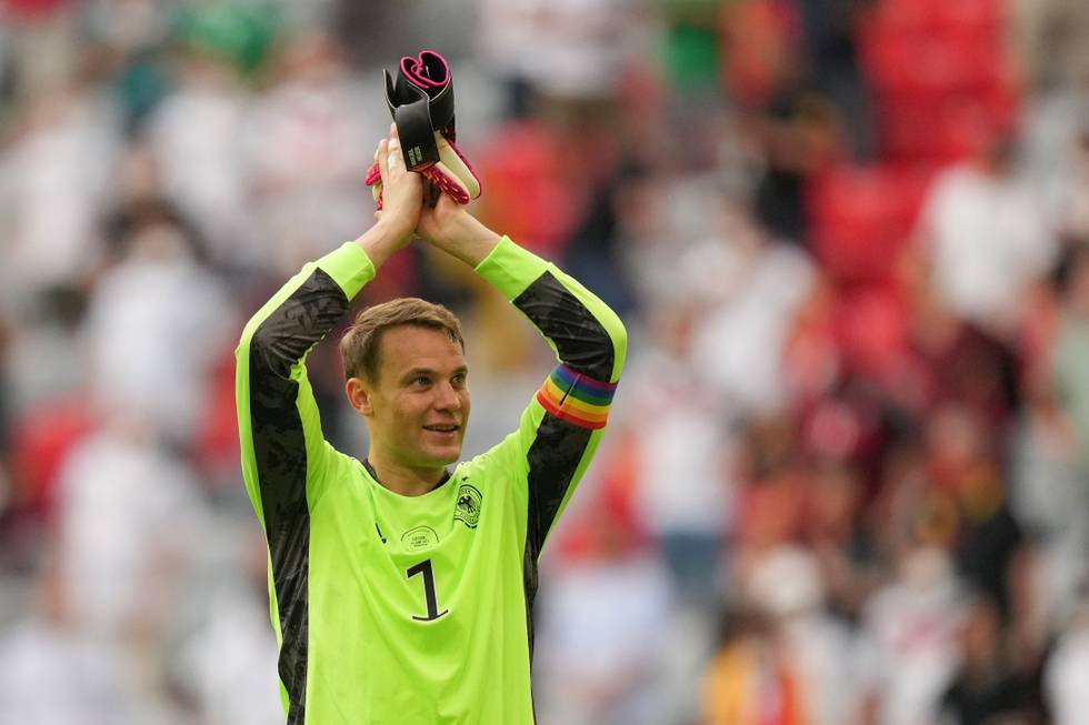 manuel-neuer-regenbogen-afp.jpg