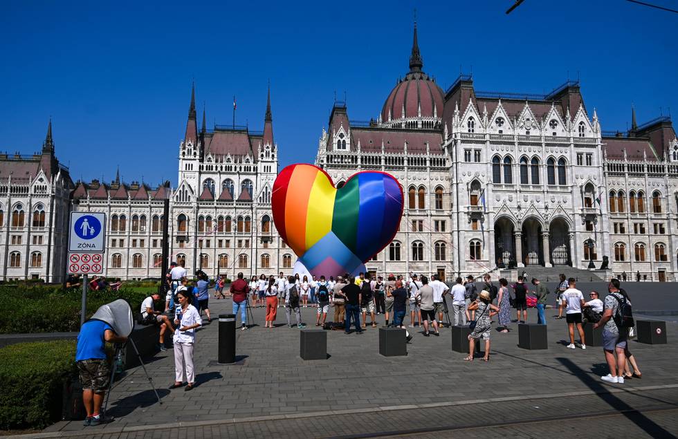 ungarn_proteste_8_juli_2021_foto_Attila_Kisbenedek_AFP.jpg