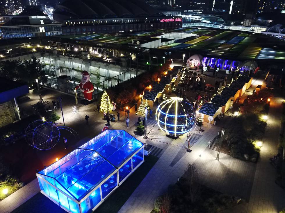 SkylinePlaza-1.JPG