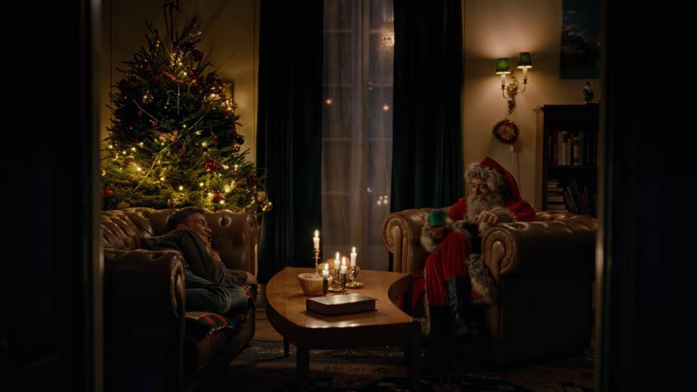 posten-ad-xmas-2021-gay-santa.jpg