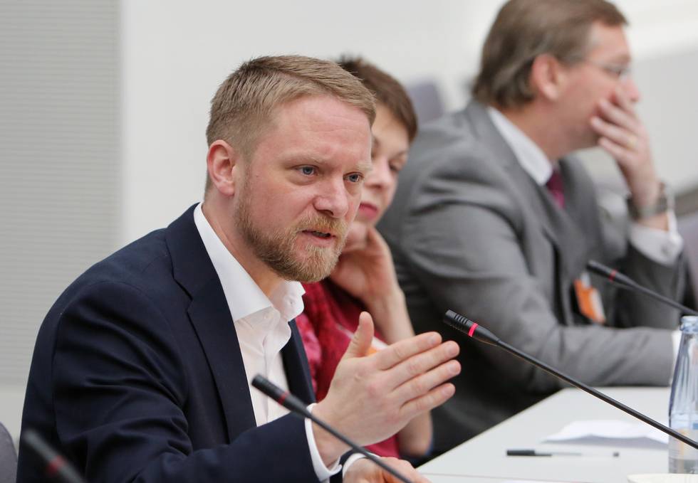 Foto Gespräch Jan Korte.jpeg