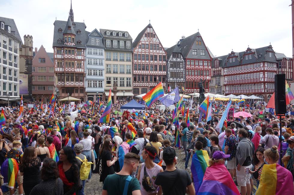 CSD_Frankfurt_Römer.JPG