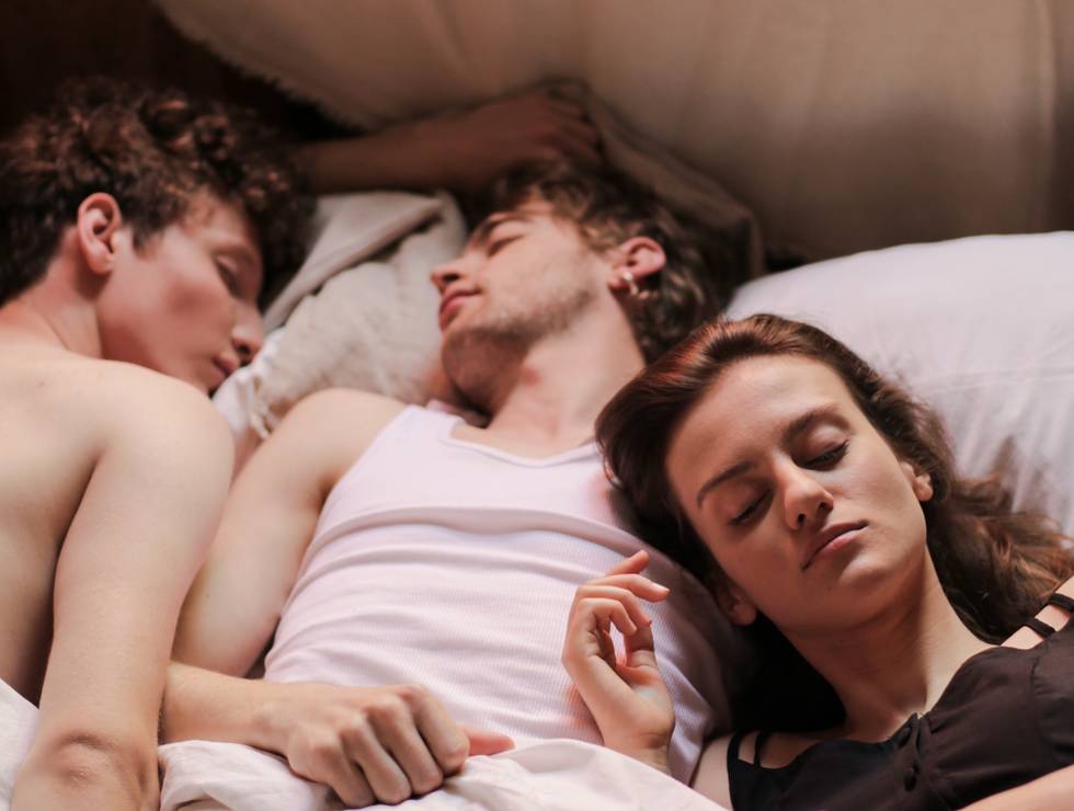 threesome-dreier-pexels-cottonbro.jpg
