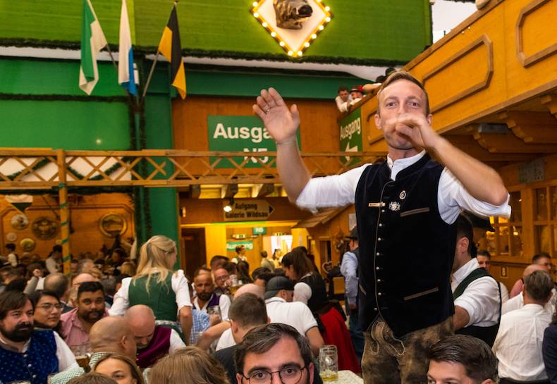 PROUDWiesn6.png