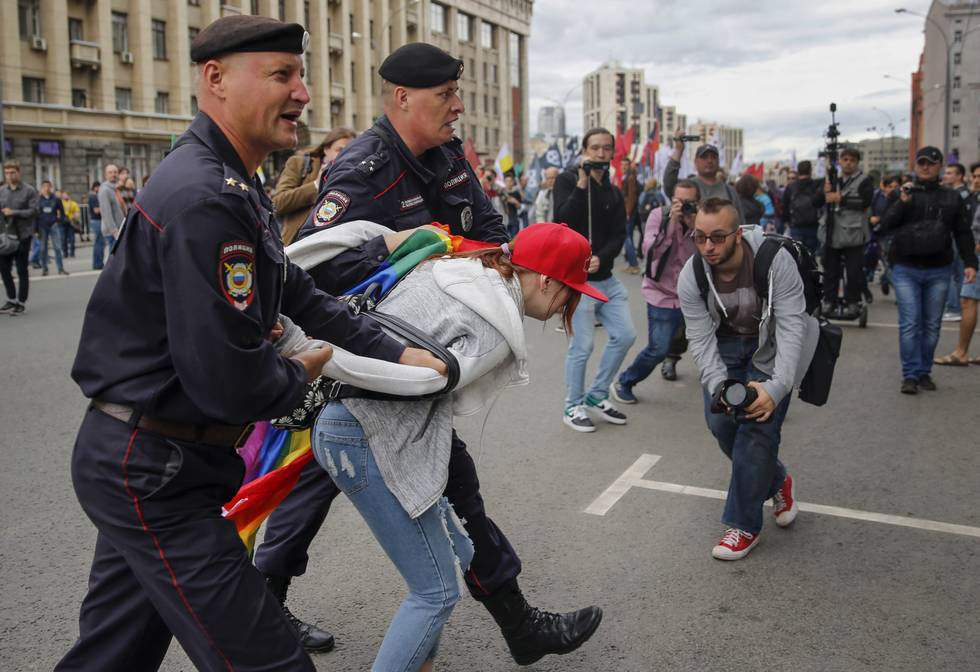 moskau-lgbt-protest-2017-foto-afp.jpeg
