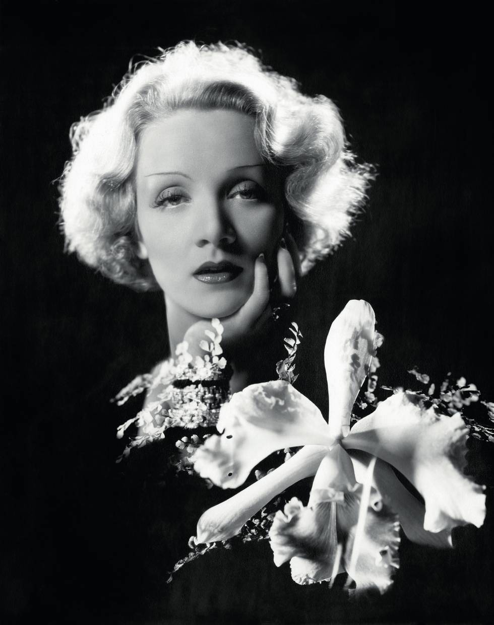 2_Cecil Beaton, Actress Marlene Dietrich, Vanity Fair, 1932, copyright Condé Nast.jpg