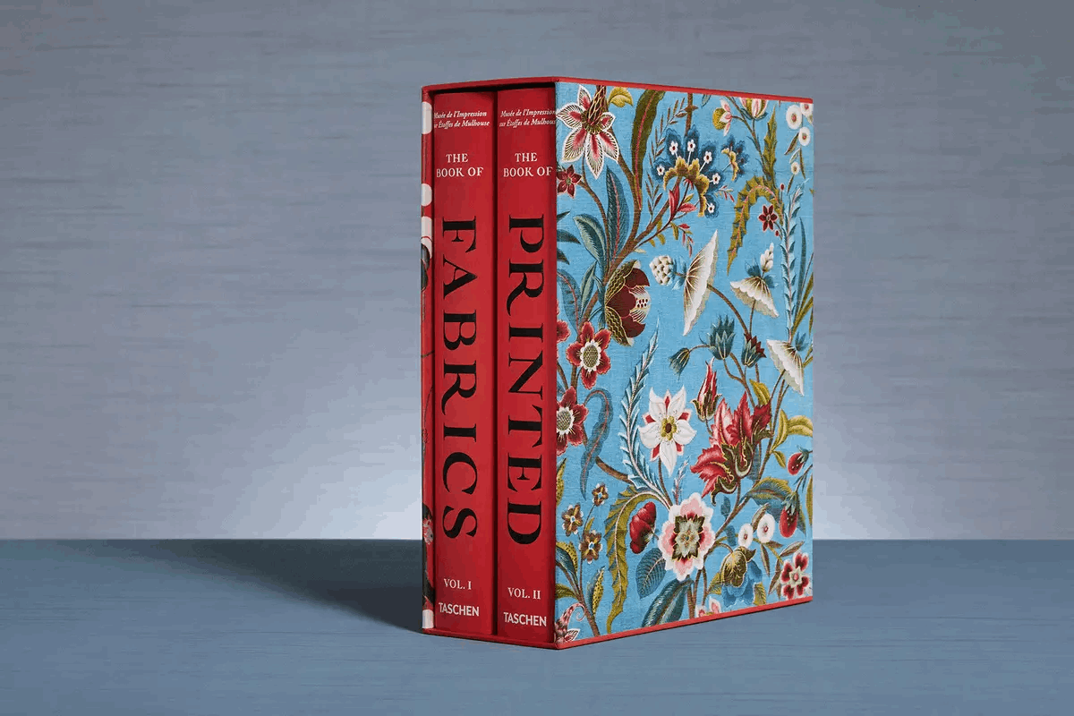 The Book of Printed Fabrics. From the 16th century until today