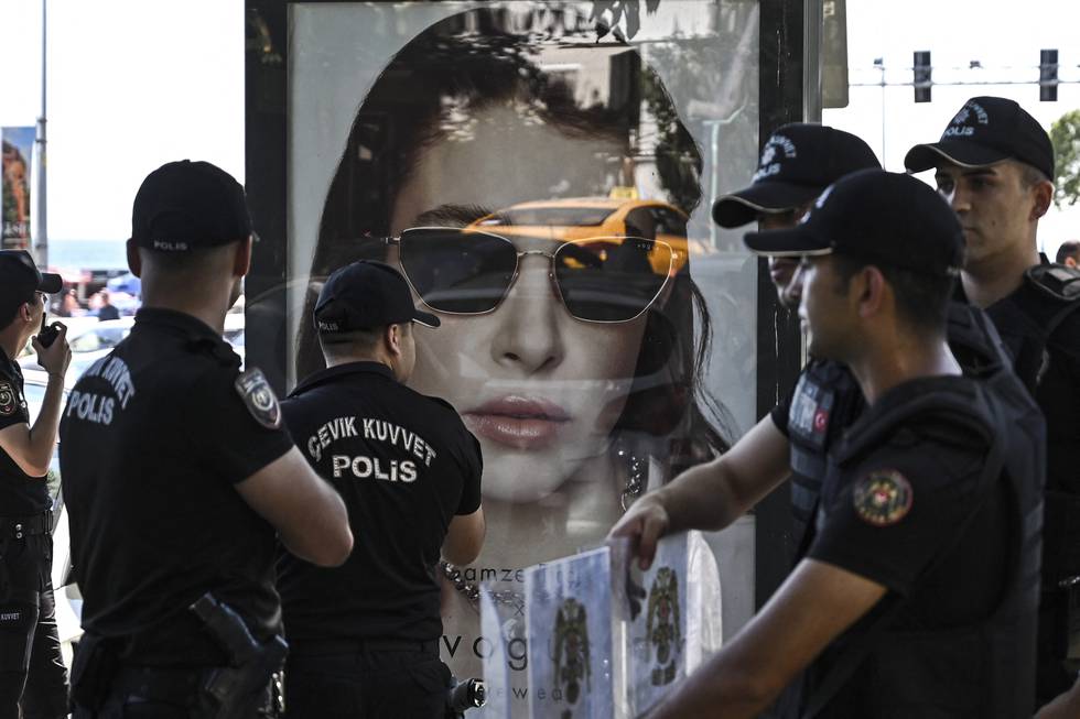 istanbul-pride-2024-police-foto-AFP.jpeg