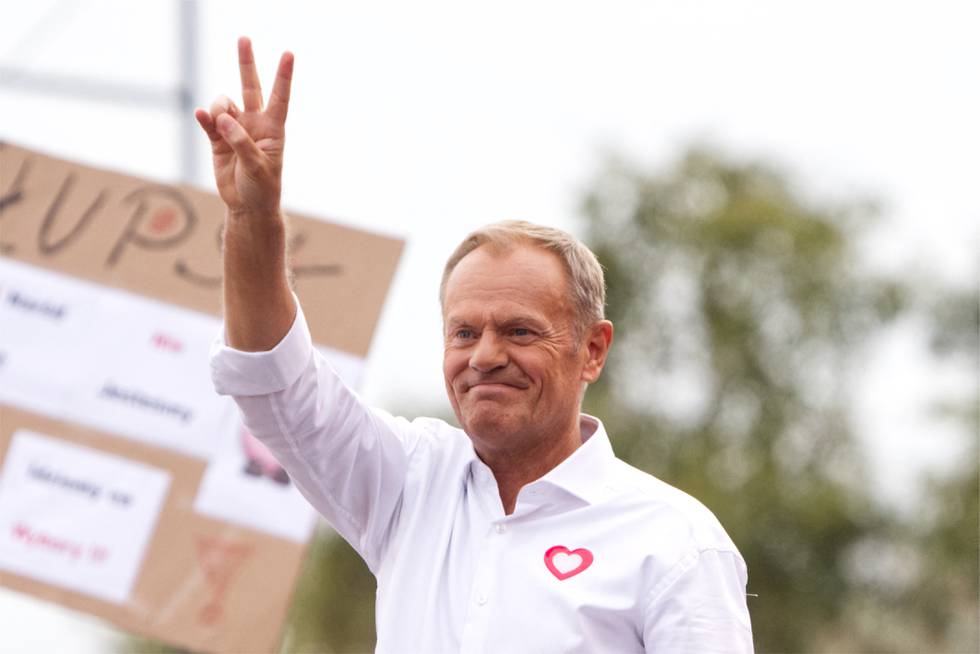 Donald-tusk-2022-demo-gegen-pis-foto_Benjamin_Furst_Hans_Lucas_AFP.jpg